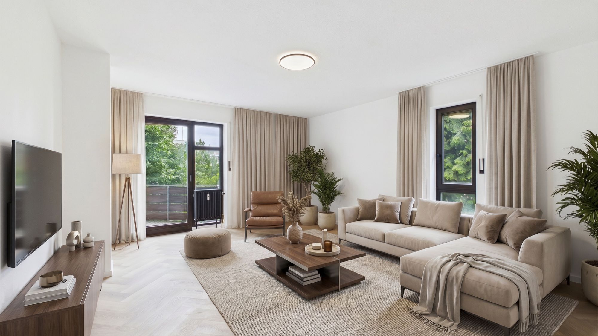 Dasselbe Wohnzimmer eingerichtet mit Sofa und Couchtisch